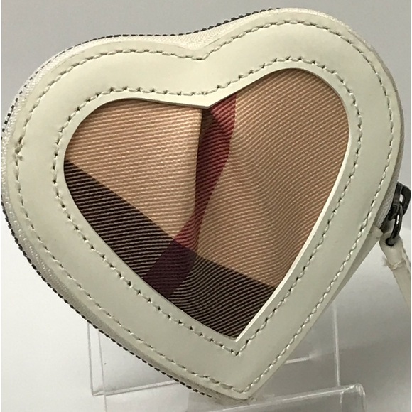 BURBERRY Heart Nova Check Coin Purse 😍❤️‍🔥 - Picture 7 of 17